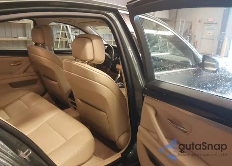 2013 BMW 535I xDrive z USA, uszkodzony, nr VIN WBAFU7C54DDU73491